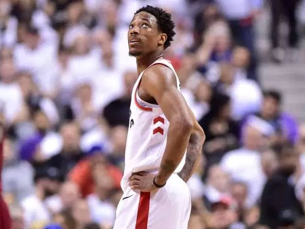 雪登山队的 雪登山队的