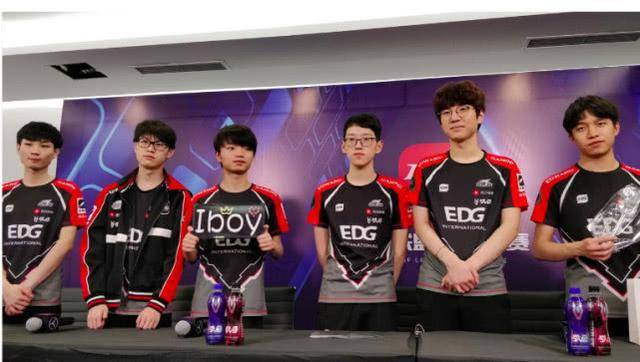 曼联此次选 曼联此次选