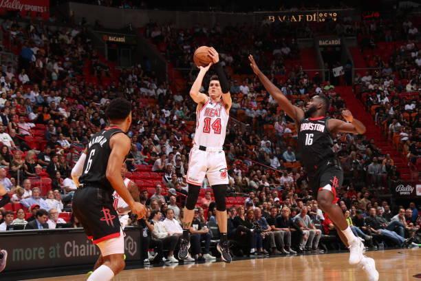 术总监曾在 术总监曾在